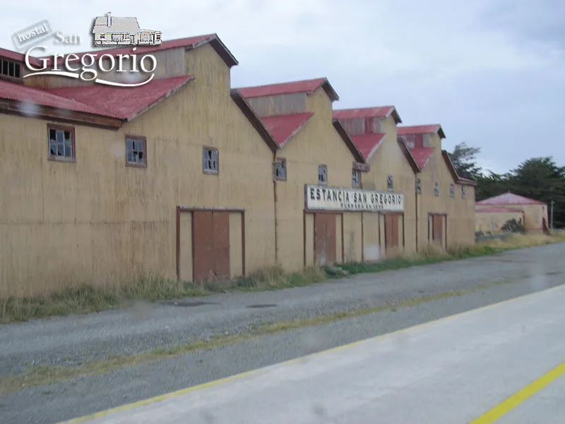 Galpones de la Estancia San Gregorio
